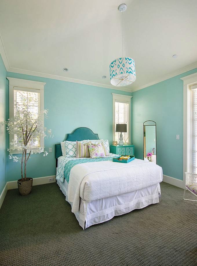 33-Pastel Colored Bedroom
