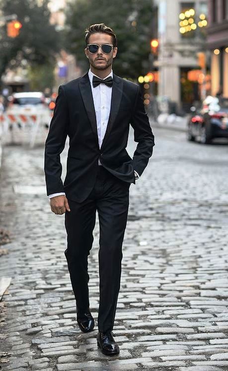 14-black suit fashion ideas for men