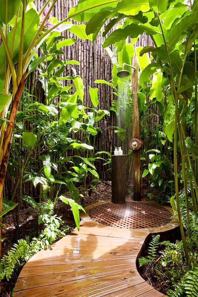 25-luxurious outdoor shower