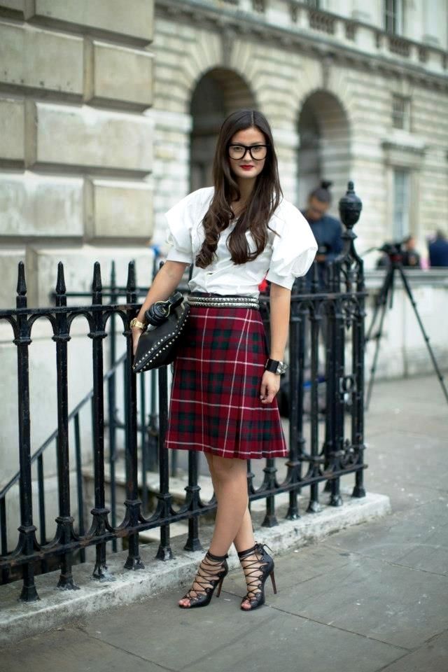 21-Awesome check outfits for Office wear