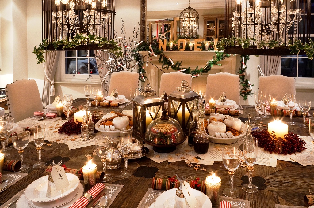 11-dining-table-for-christmas