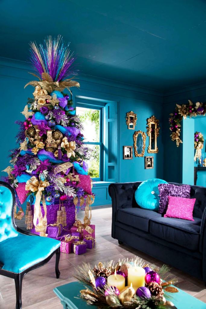 14-festive-christmas-tree-decorating-ideas