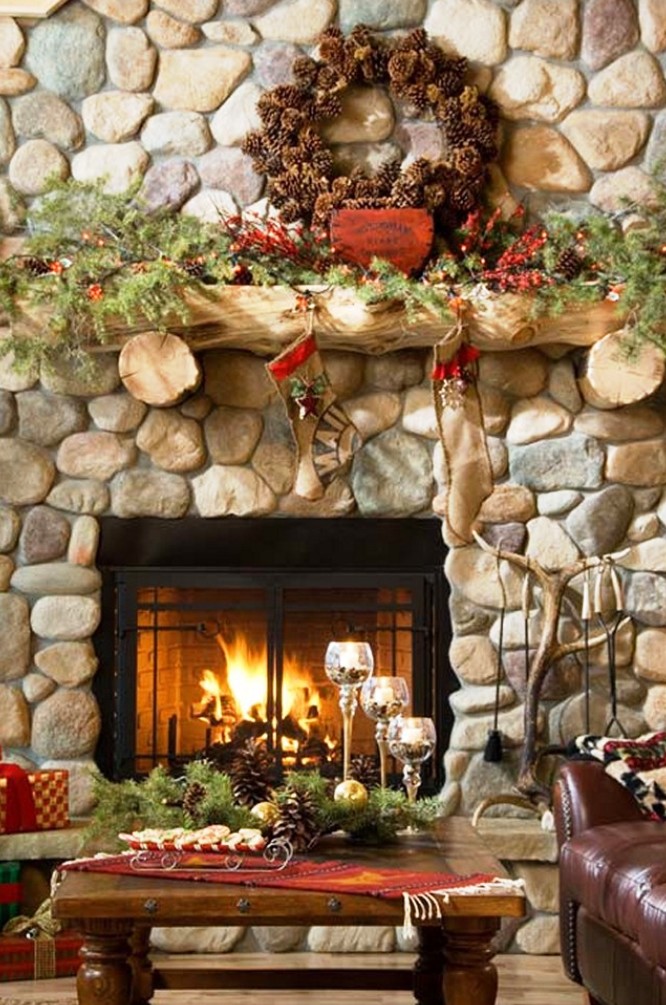 14-fireplace-mantel-decoration-ideas-for-christmas