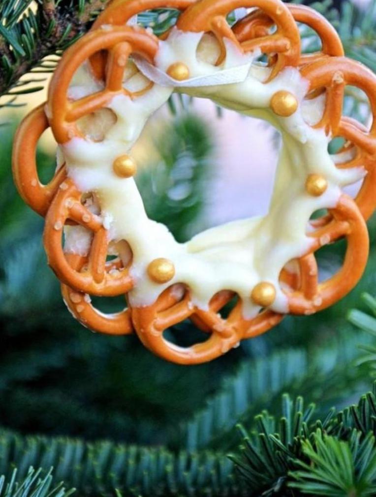 15-Homemade-Ornament-Ideas-to-Upgrade-Your-Christmas-Tree