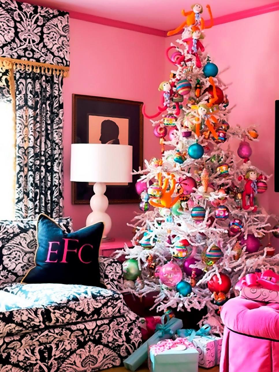 21-festive-christmas-tree-decorating-ideas