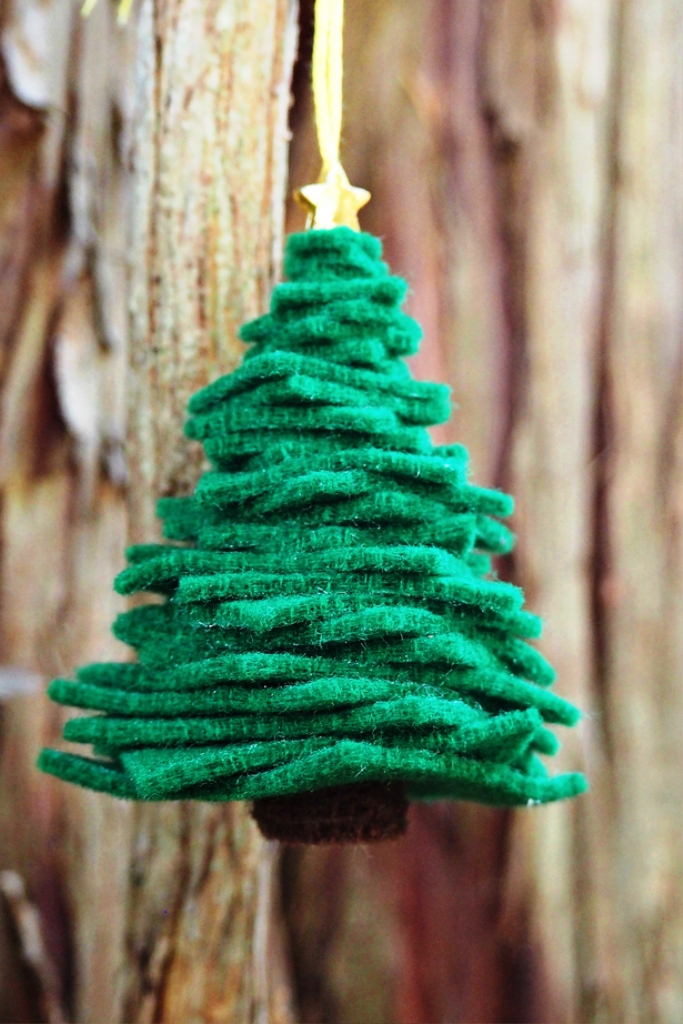 26-homemade-ornament-ideas-to-upgrade-your-christmas-tree
