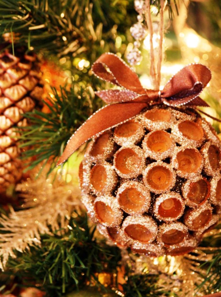 27-homemade-ornament-ideas-to-upgrade-your-christmas-tree