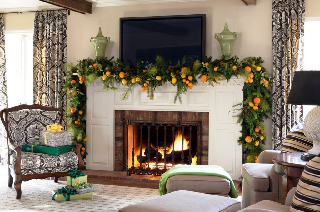 7-fireplace-mantel-decoration-ideas-for-christmas