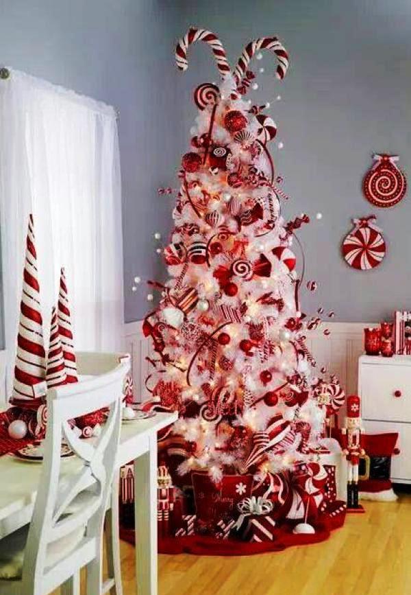 8-festive-christmas-tree-decorating-ideas
