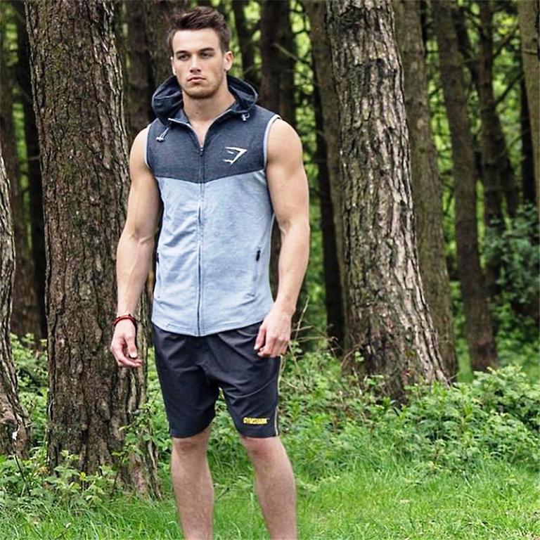7. Sports Outfits For Men