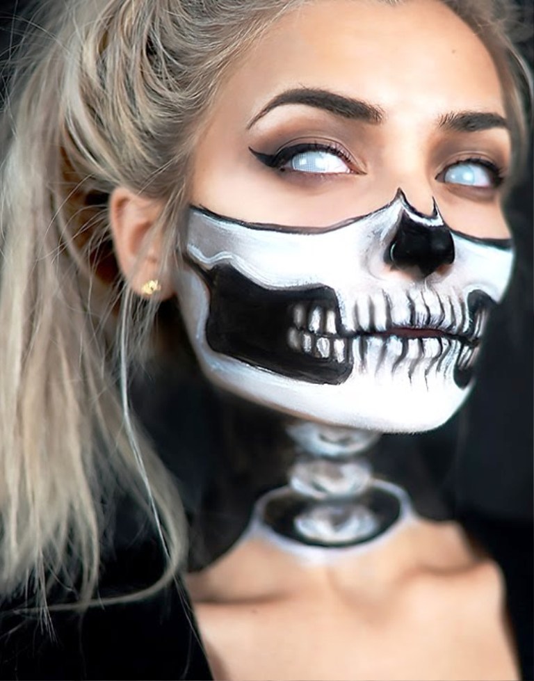 20. Halloween Skull Makeup Ideas