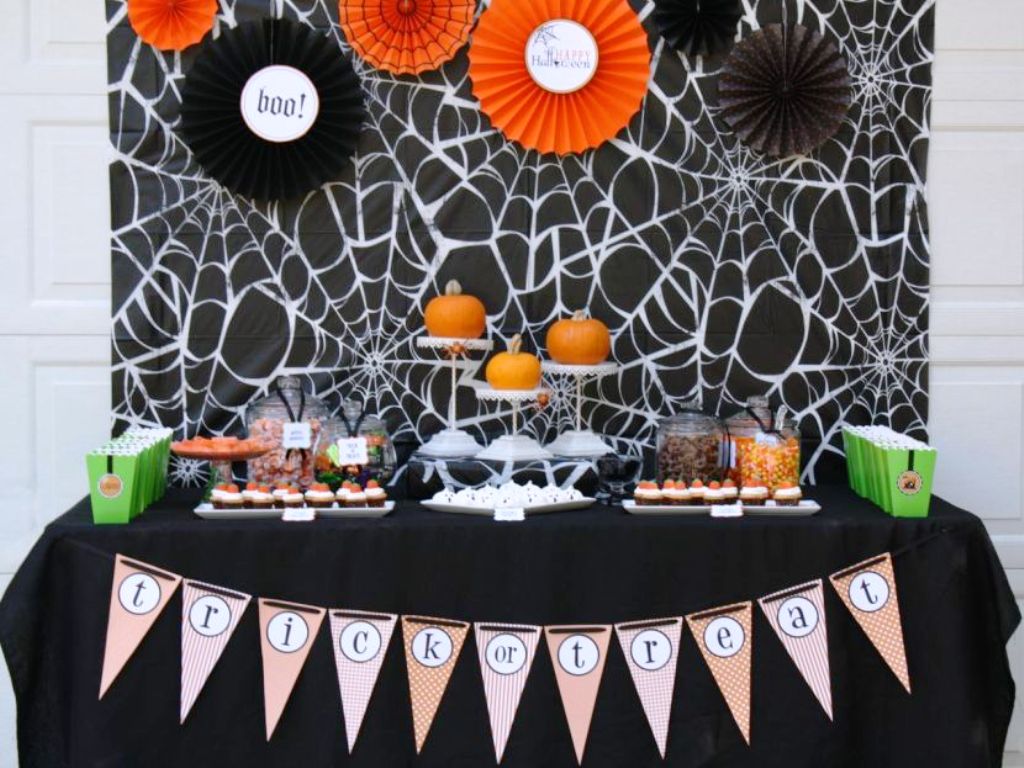 14-Halloween Kids Party Decoration Ideas