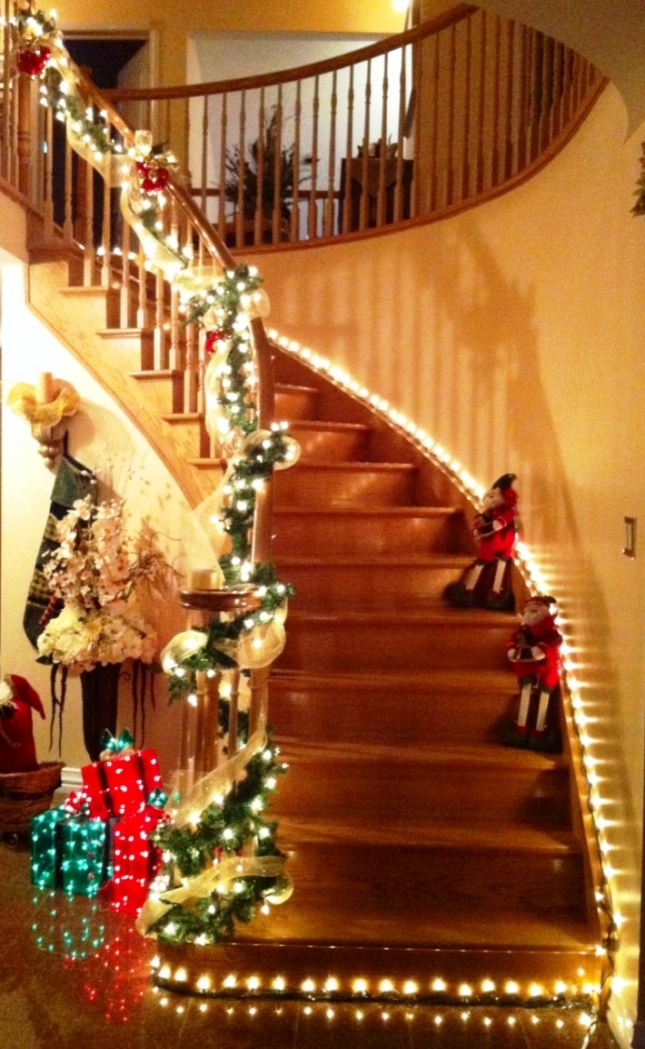 22-Christmas Lights Stairs