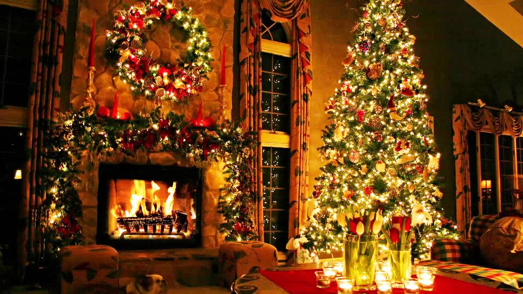 3-Christmas Fireplace