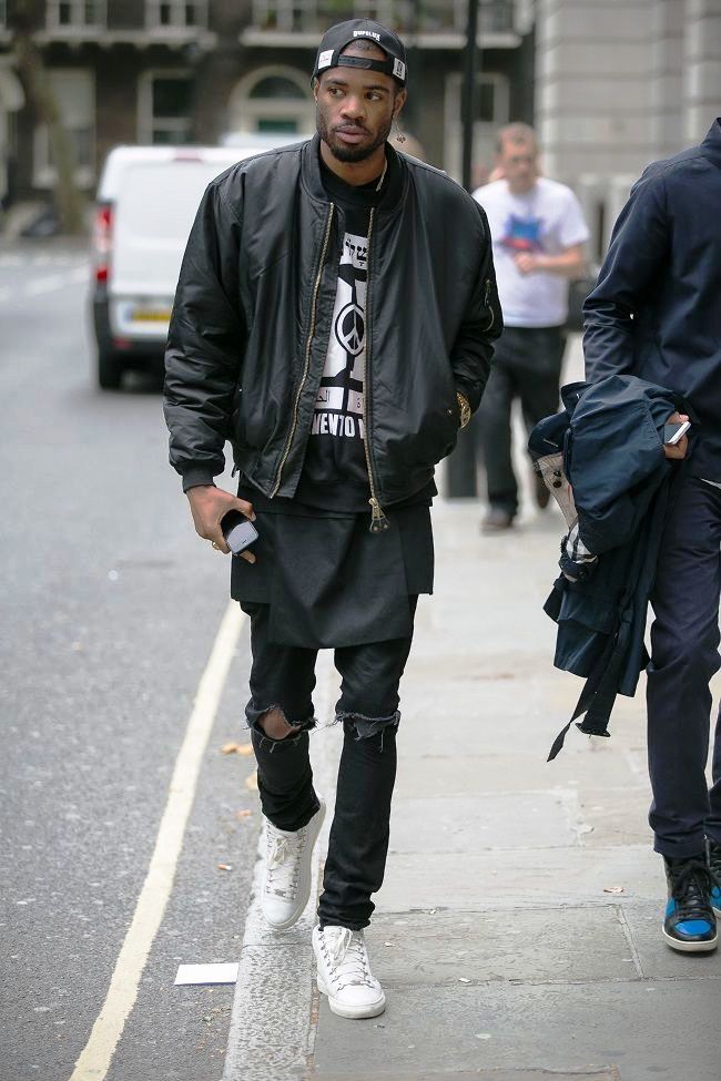 14-Ripped Jeans Outfit Ideas For Men
