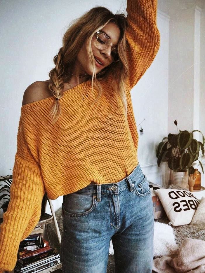 Different Sweater Style Outfit Ideas For Women
