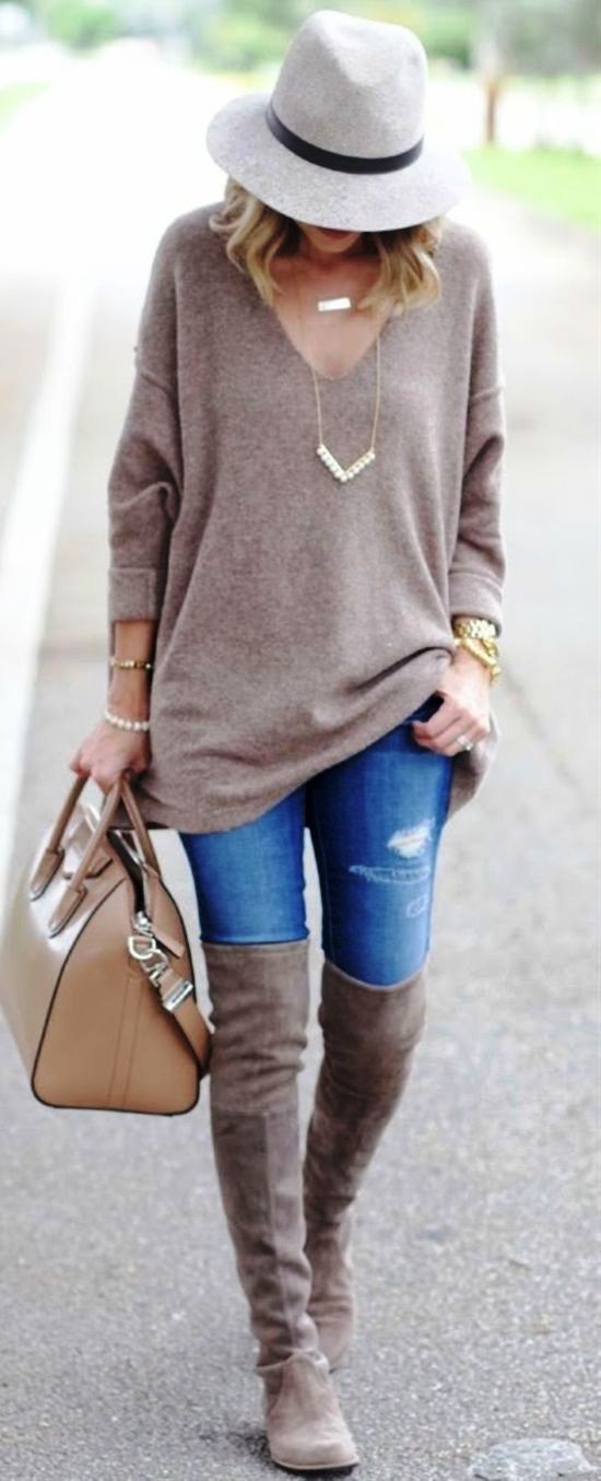 Different Sweater Style Outfit Ideas For Women (3)