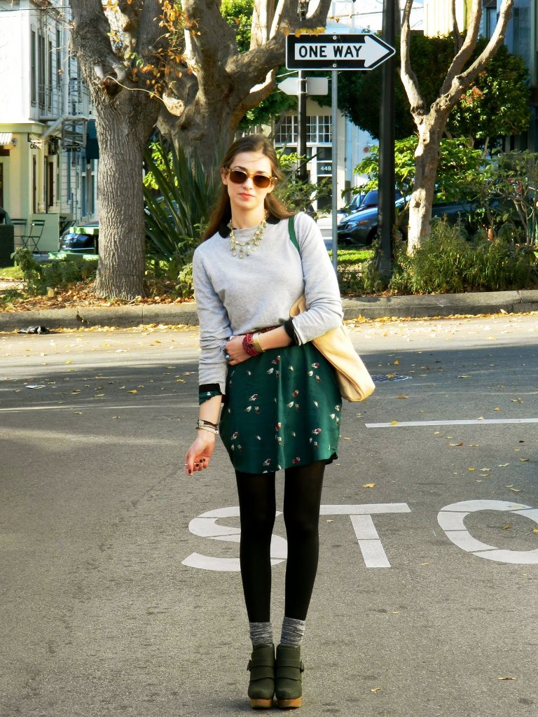 22-Cropped Sweater Outfit Ideas