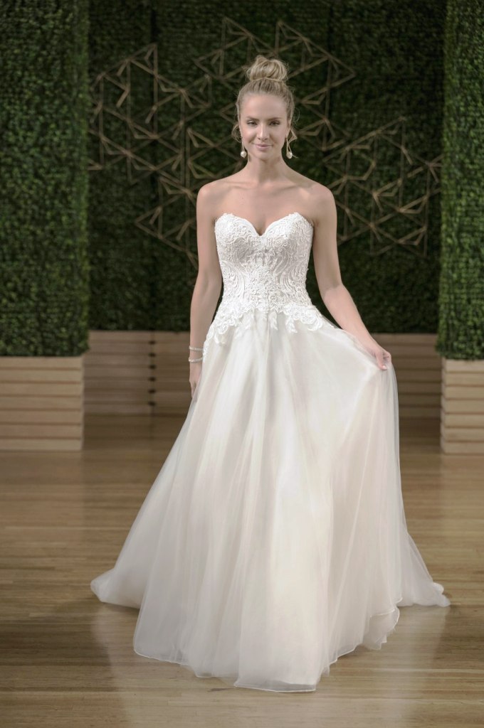 6-Strapless Wedding Dress