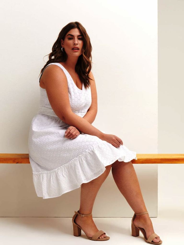Bride Funeral Outfits for Plus Size Women
