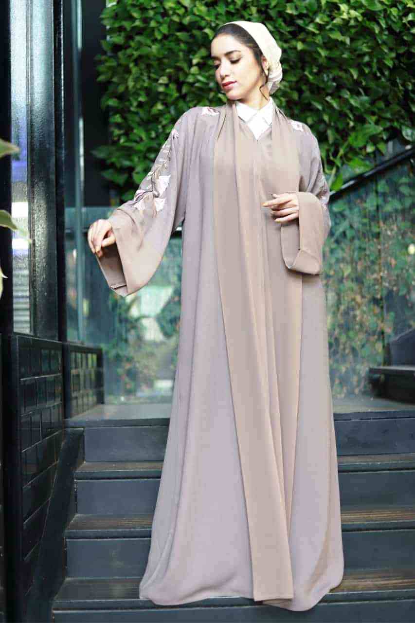 Pearl Ramadan Iftar Outfit Ideas