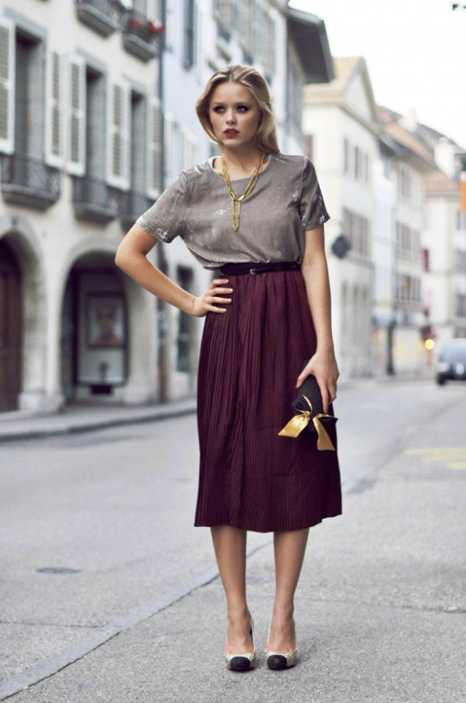 Skirt Velvet Outfit ideas