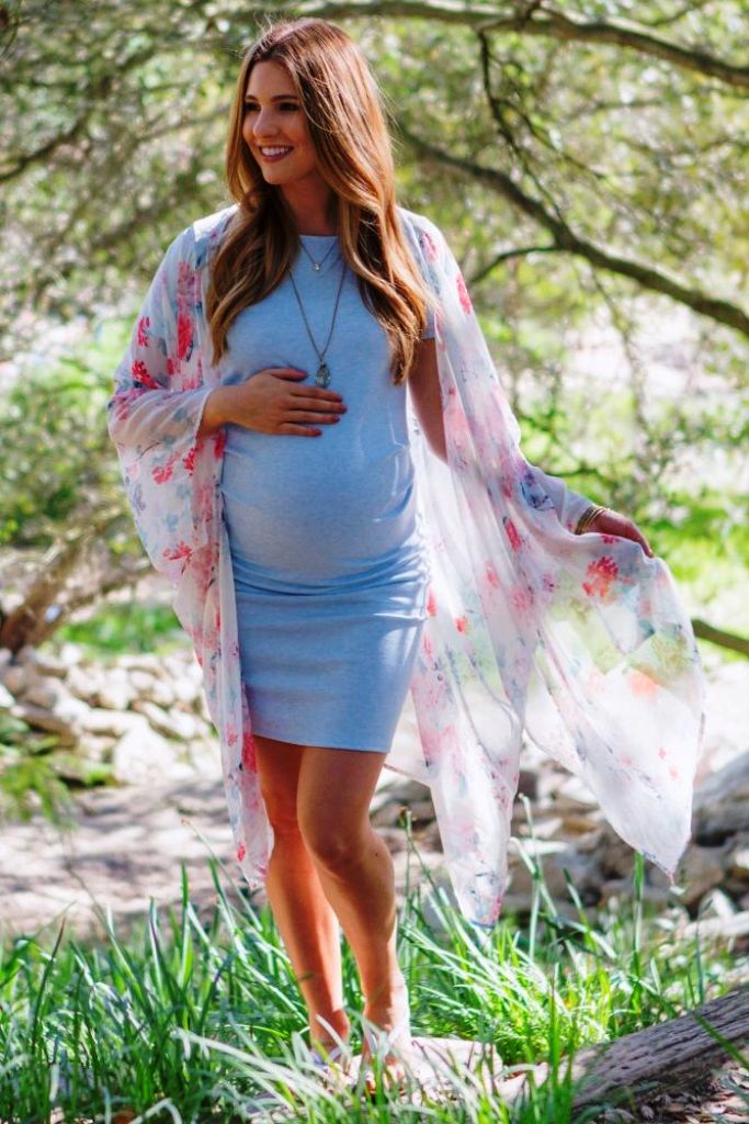 Kimono With Dress-12 Summer Baby Shower Outfit Ideas To Try Out