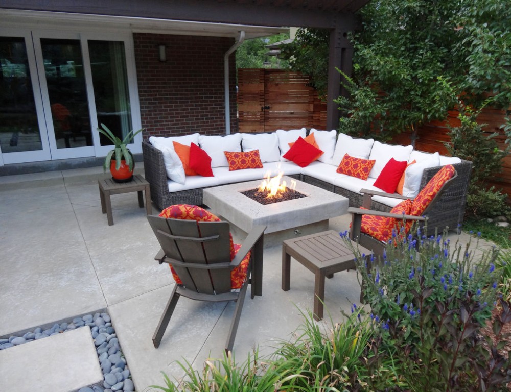 17-Outdoor Fire Pit
