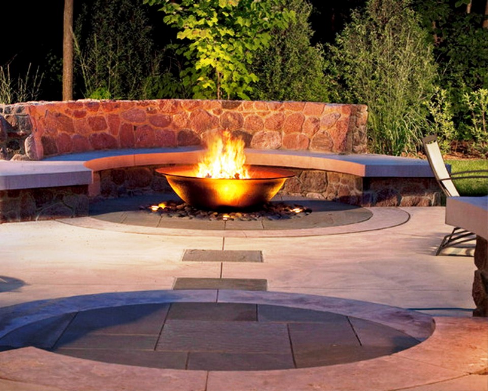 18-Outdoor Fire Pit