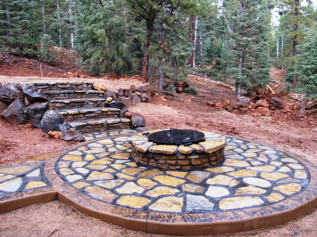 23-Outdoor Fire Pit
