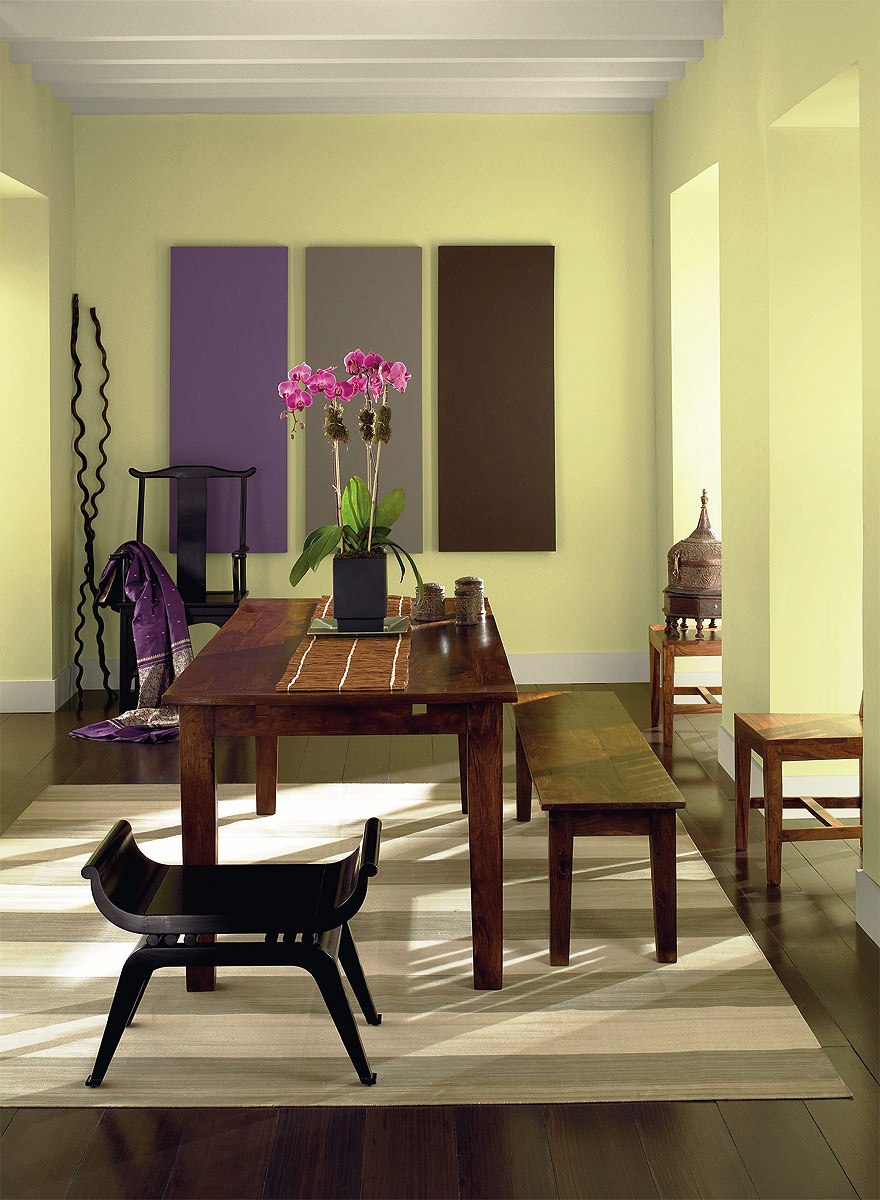 3-Colorful Dining Room