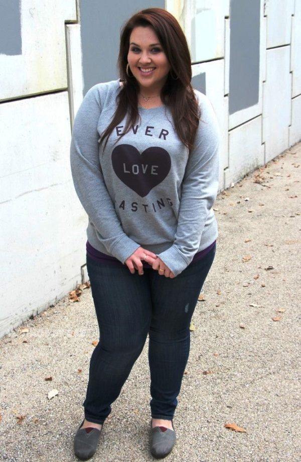 35 Curvy Women Fashion Ideas To Try And Be Amazing 