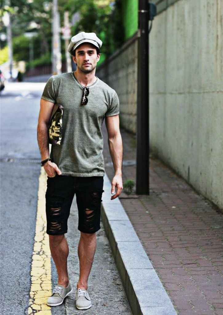 14. Short Outfits For Men