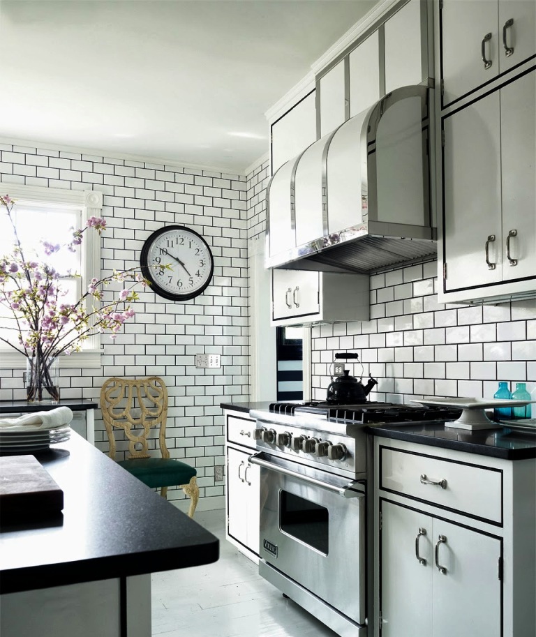 35. White luxury Kitchens