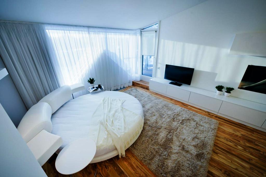 15-round-bed-design-ideas