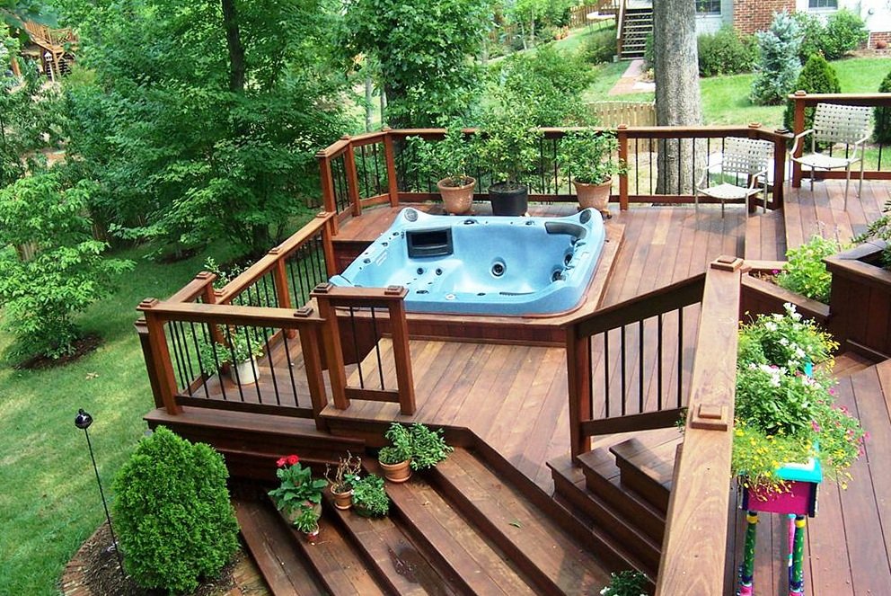 15-amazing-hot-tub-ideas-to-inspire-from