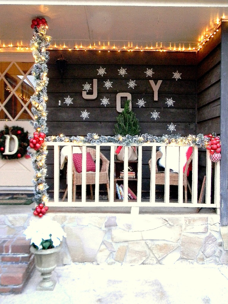 15-christmas-front-porch-decorating-ideas