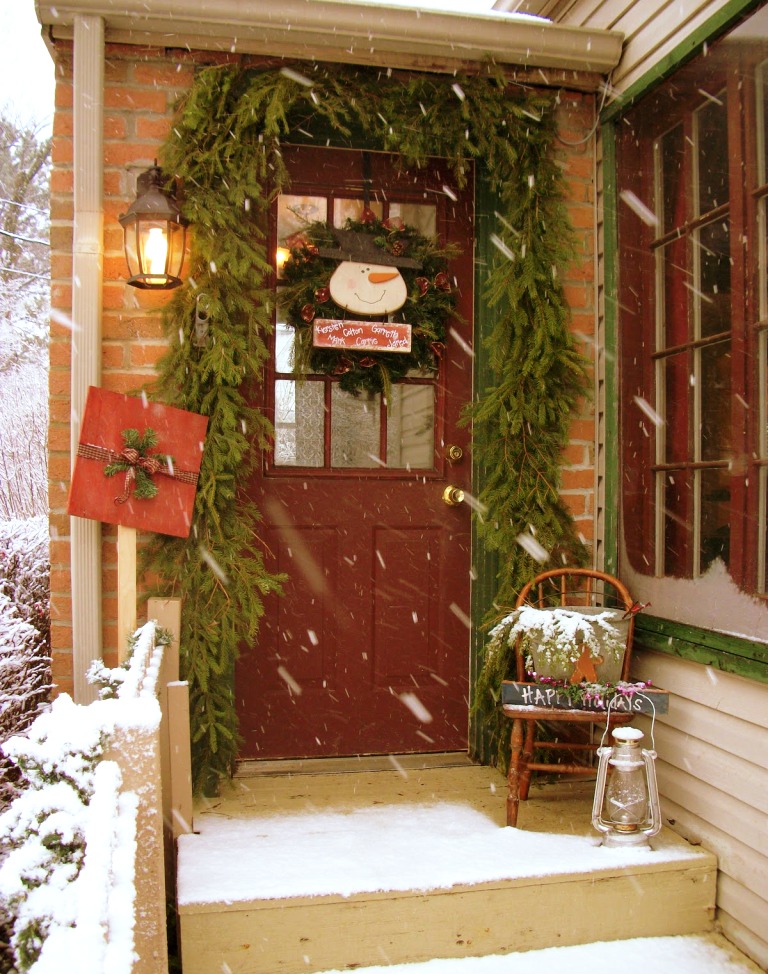 28-christmas-front-porch-decorating-ideas