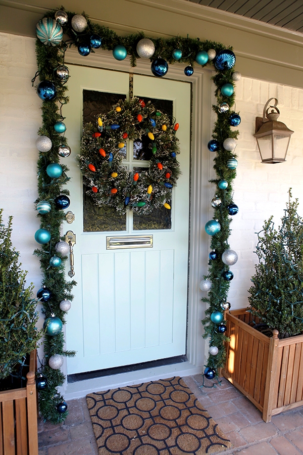 15-christmas-front-door-decoration-ideas