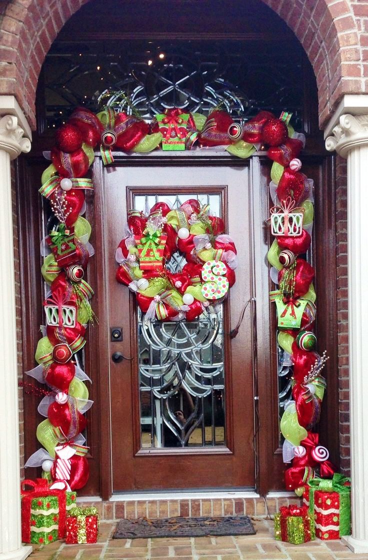 3-christmas-front-door-decoration-ideas