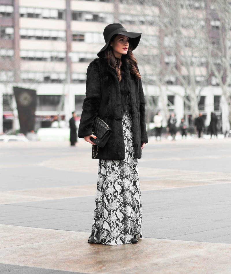 new-york-fashion-week-day-fur-coat-and-jacket-outfit-ideas