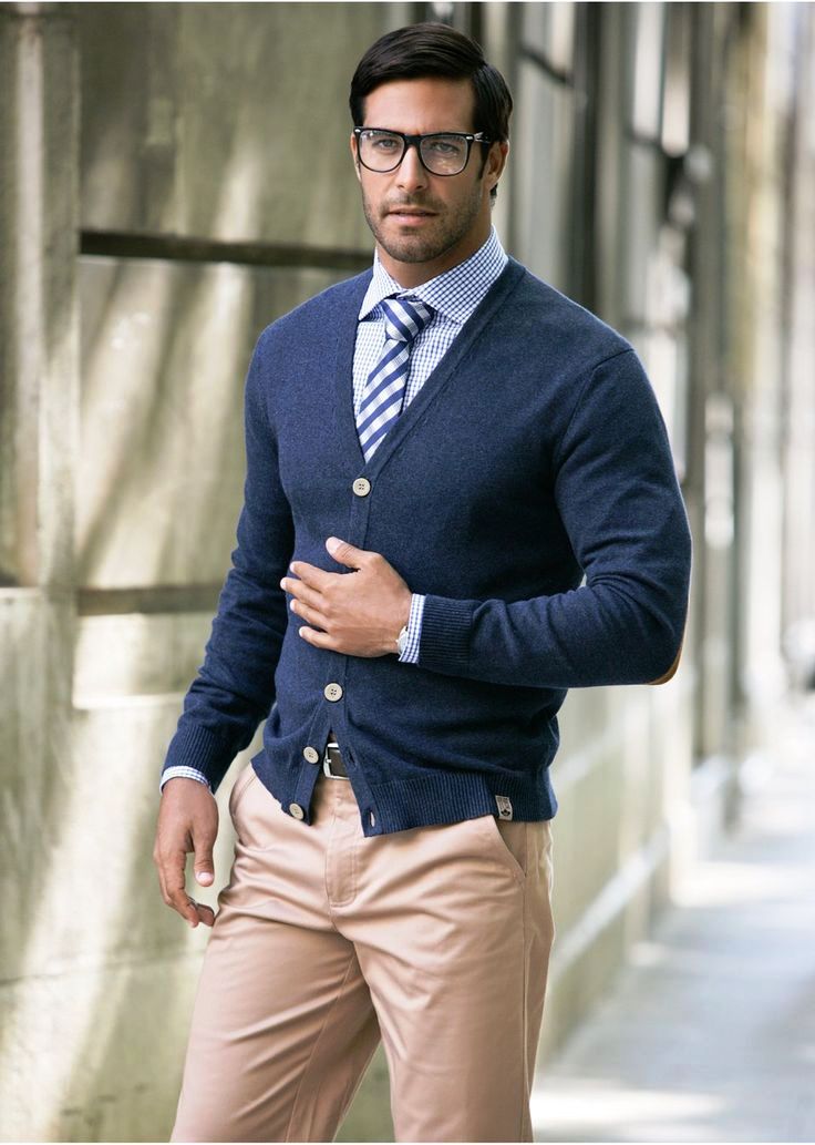 23-Men Trendy Office Outfit Ideas