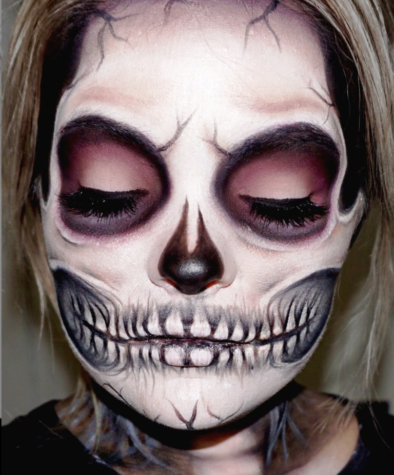 11. Halloween Skull Makeup Ideas