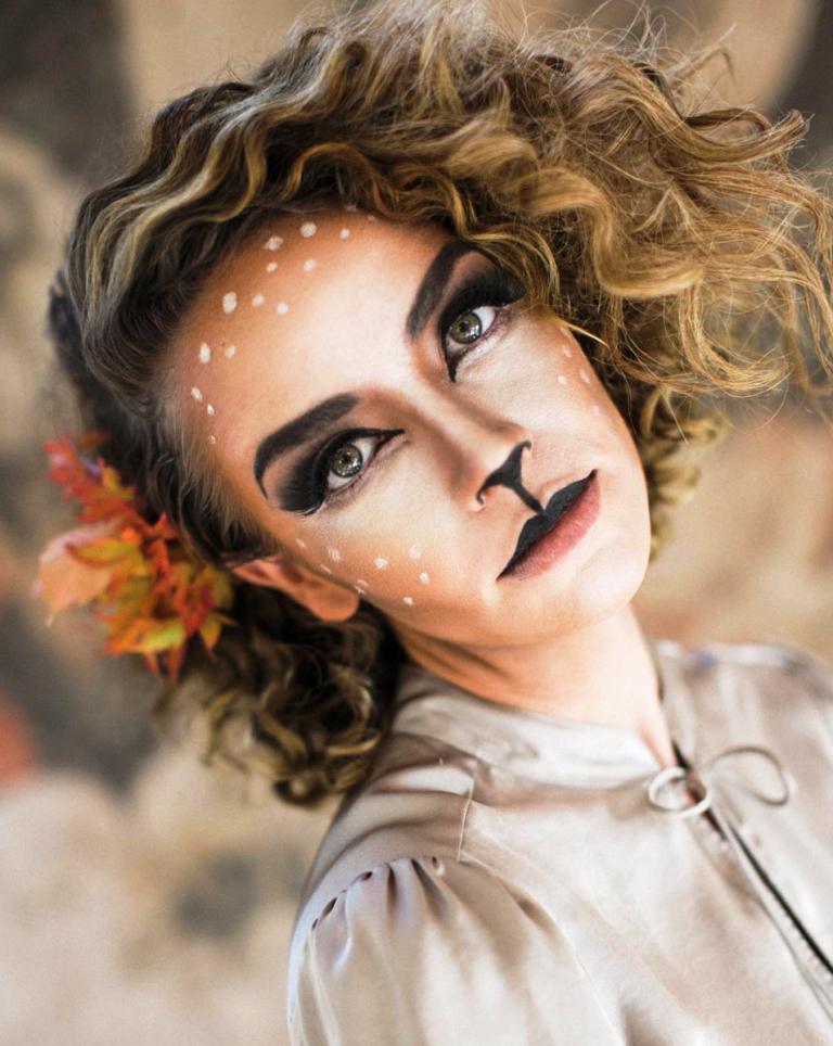 Cool deer make up with all silver accents