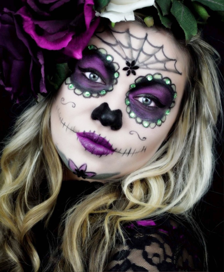 23. Halloween Skull Makeup Ideas