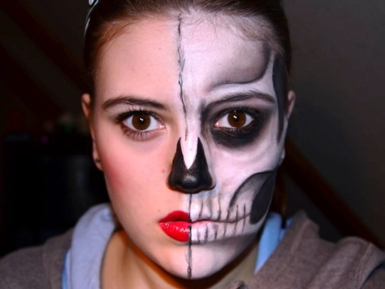 30 Amazing Halloween Half Face Makeup Ideas For You To Try