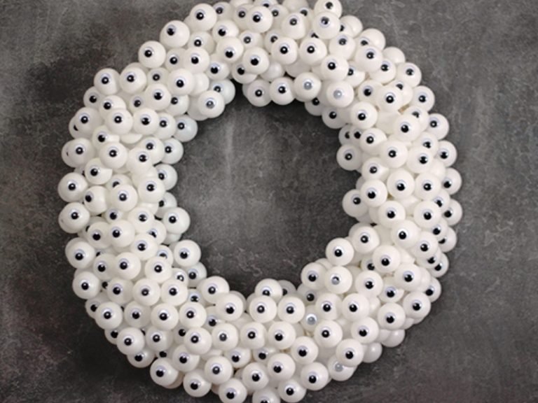 25 Creative DIY Halloween Wreath Tutorial For You