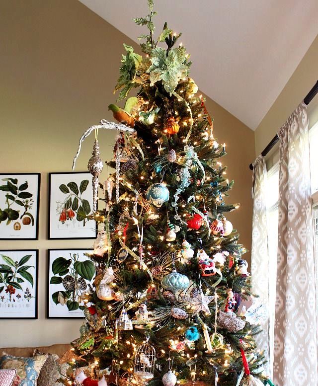 1-Christmas Tree Decoration