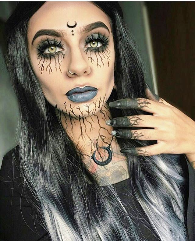 18-Witch Makeup Looks