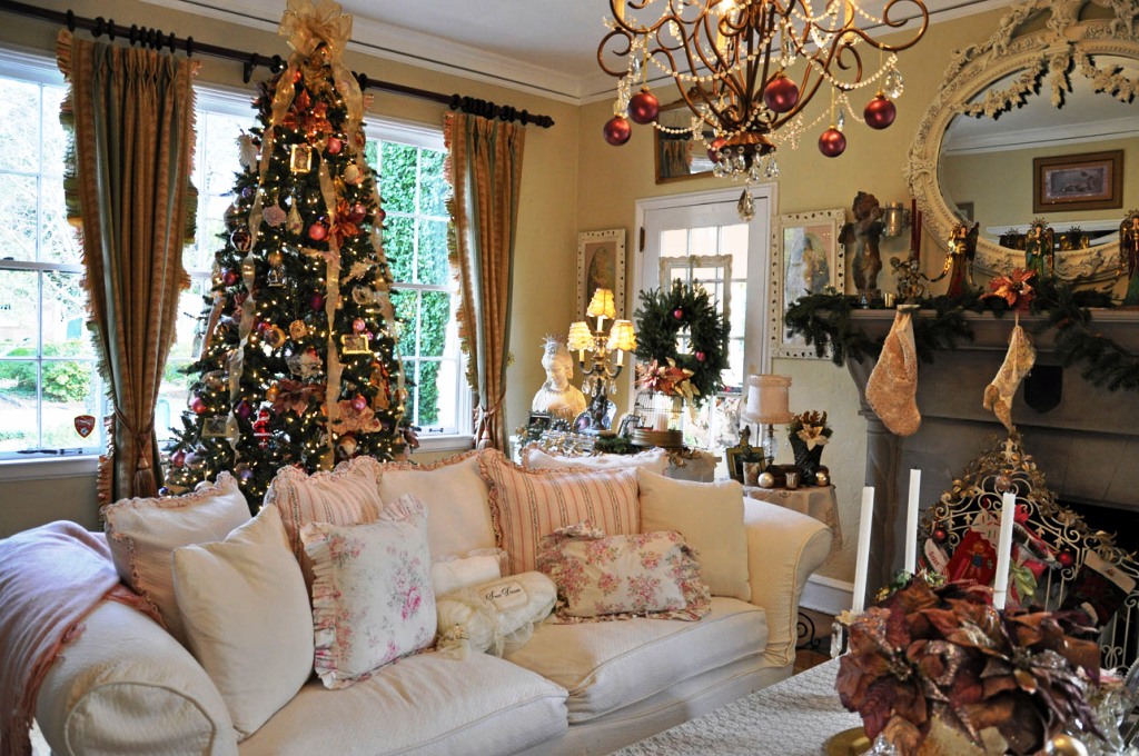 14-Christmas Home Decor